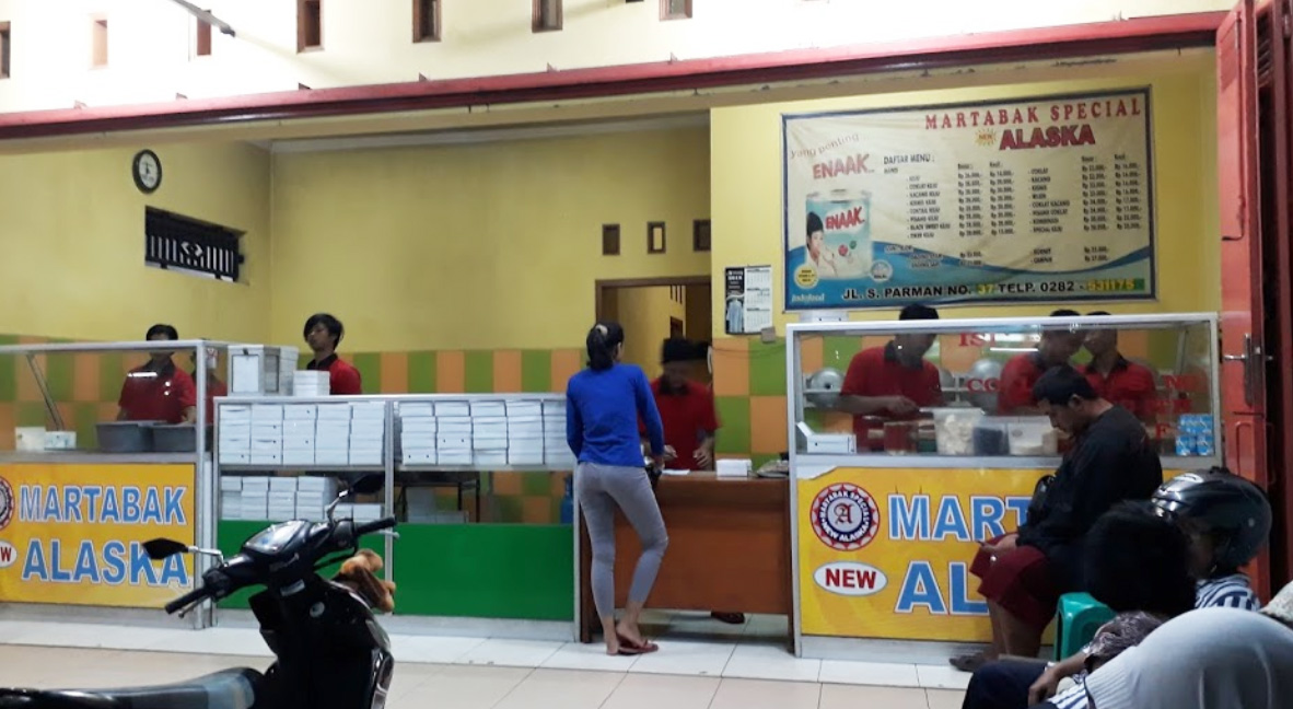 Martabak Spesial New Alaska: Rasa yang Menggoda di Jantung Cilacap